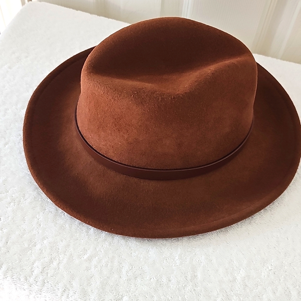 NWT Nordstrom Wool Felt Panama Hat with Brown Belt/Gold Accent. One Size - Picture 8 of 14